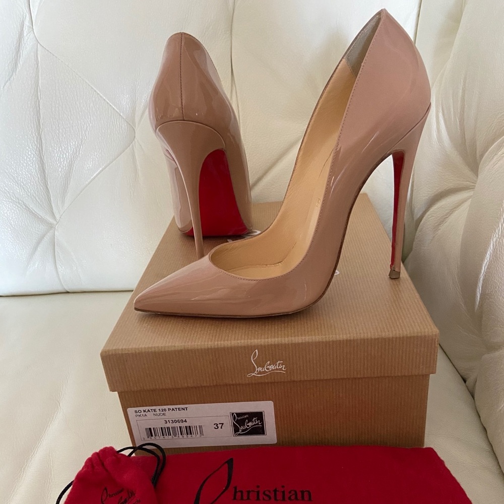 Christian Louboutin So Kate Pumps 120mm
